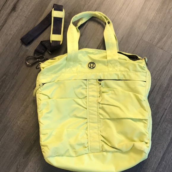 lululemon athletica Handbags - Lululemon bag